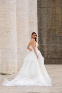 Laura Couture collezione abiti da sposa 2019 17