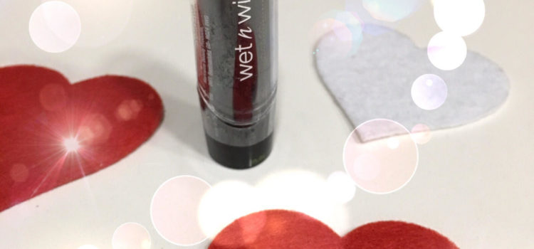 Beauty recensione rossetto Wet n Wild