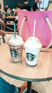 Starbucks ha aperto alla Reggia Designer Outlet 2