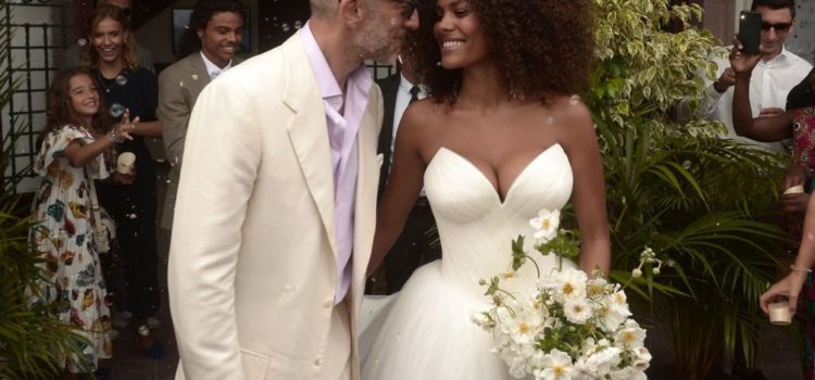 Vincent Cassel sposa Tina Kunakey a Bidard in Francia