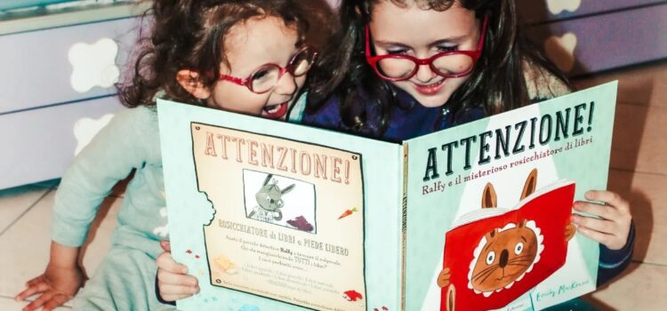 Attenzione! Rosicchiatore di libri a piede libero Valentina edizioni libro per bambini recensione